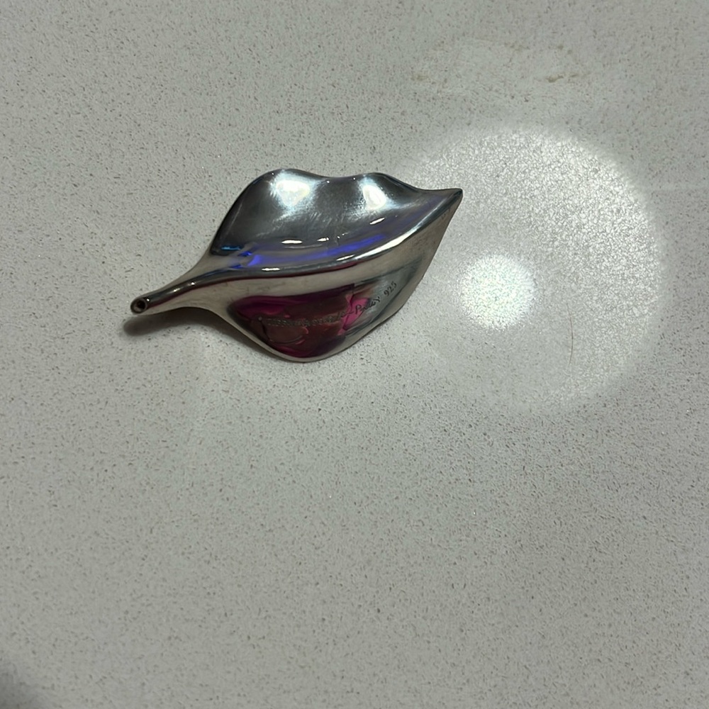 Tiffany and co leaf pin